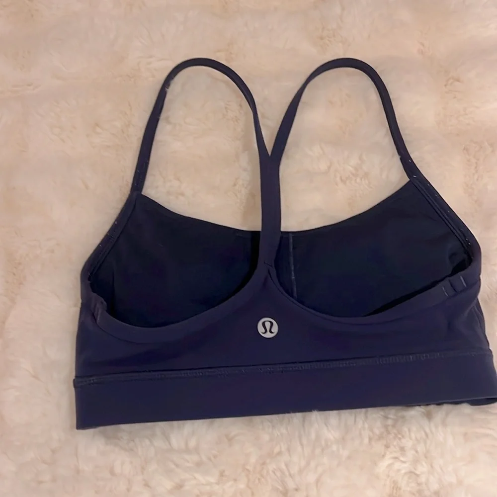 Lululemon Flow Y Nulu Bra Light Support, A–C Cups size 2 - Picture 3 of 8